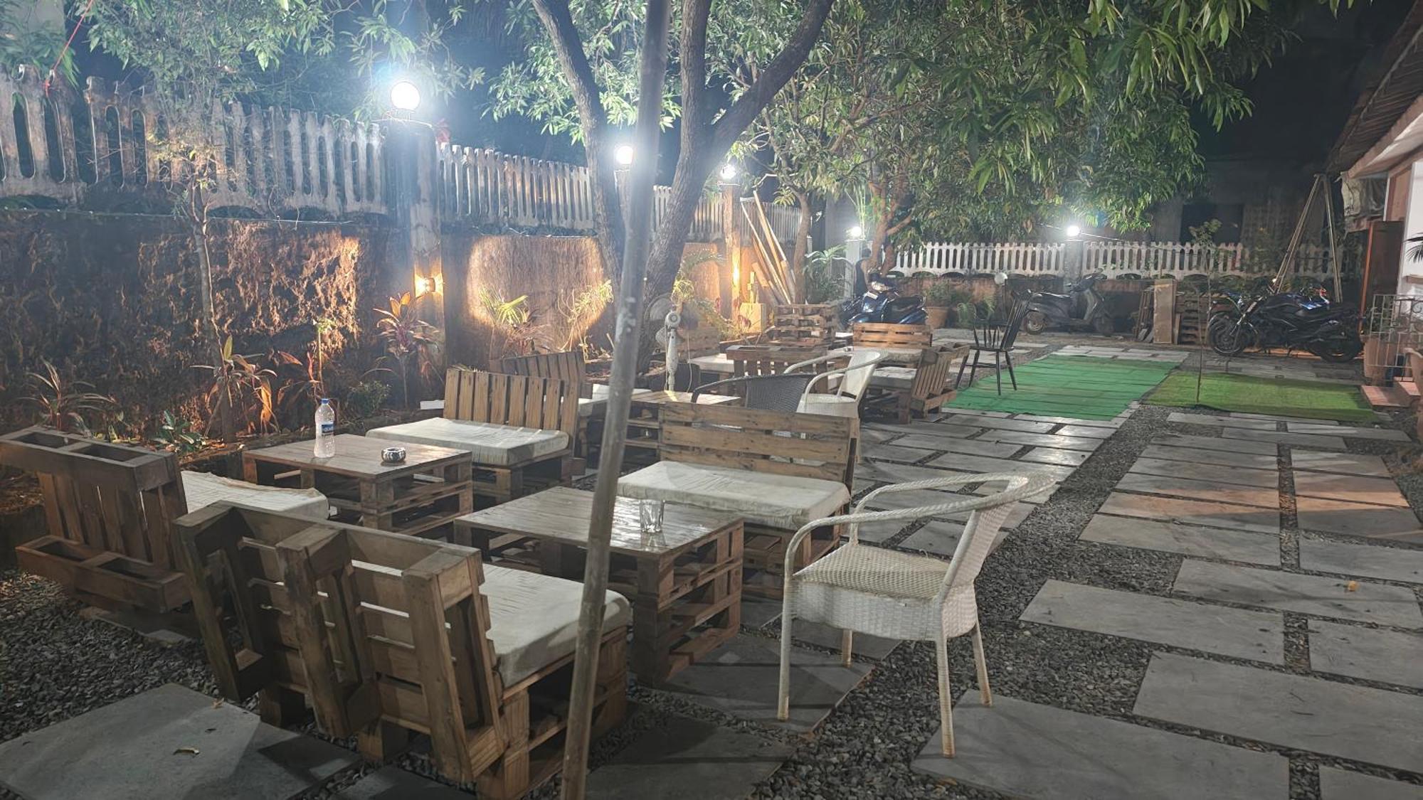 Streetmates Hostel Anjuna Ngoại thất bức ảnh