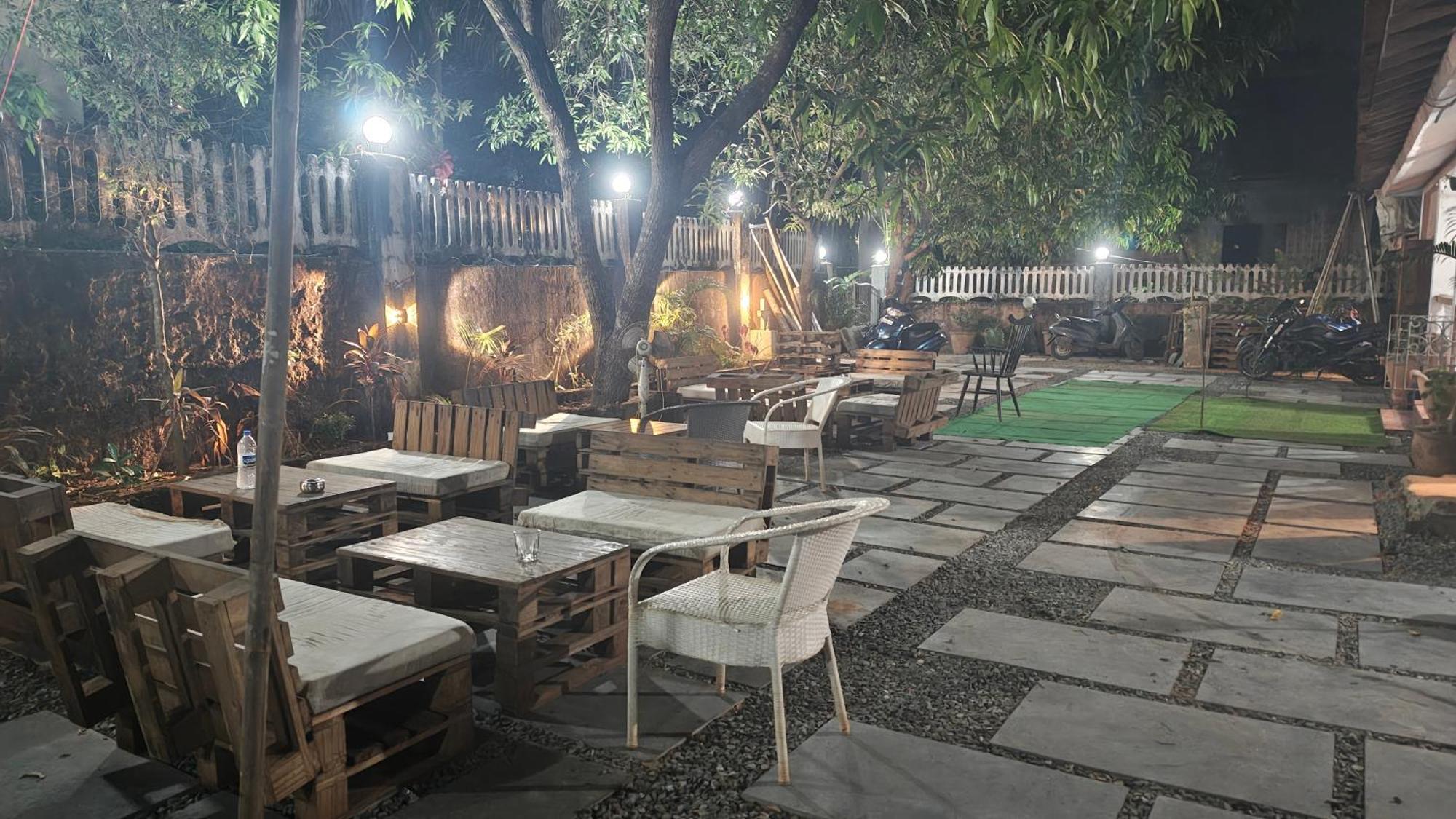 Streetmates Hostel Anjuna Ngoại thất bức ảnh