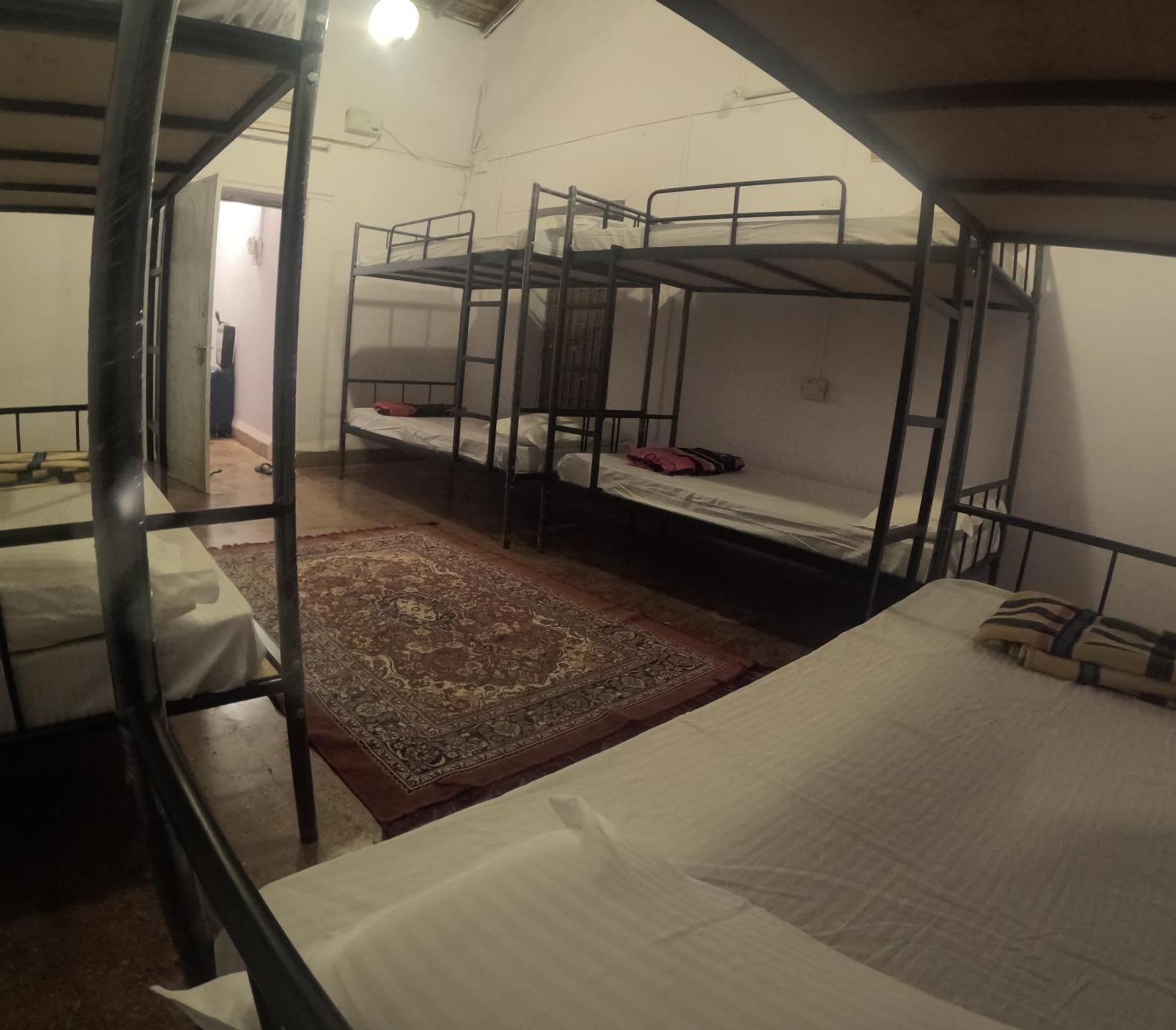 Streetmates Hostel Anjuna Ngoại thất bức ảnh