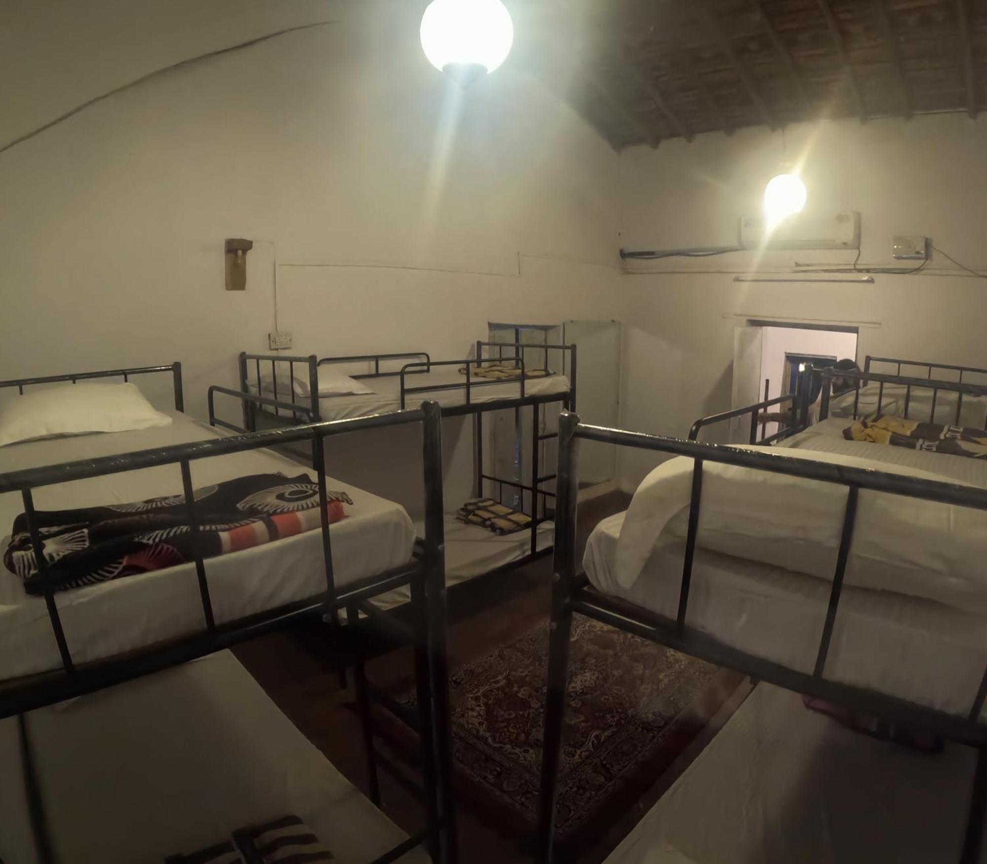 Streetmates Hostel Anjuna Ngoại thất bức ảnh