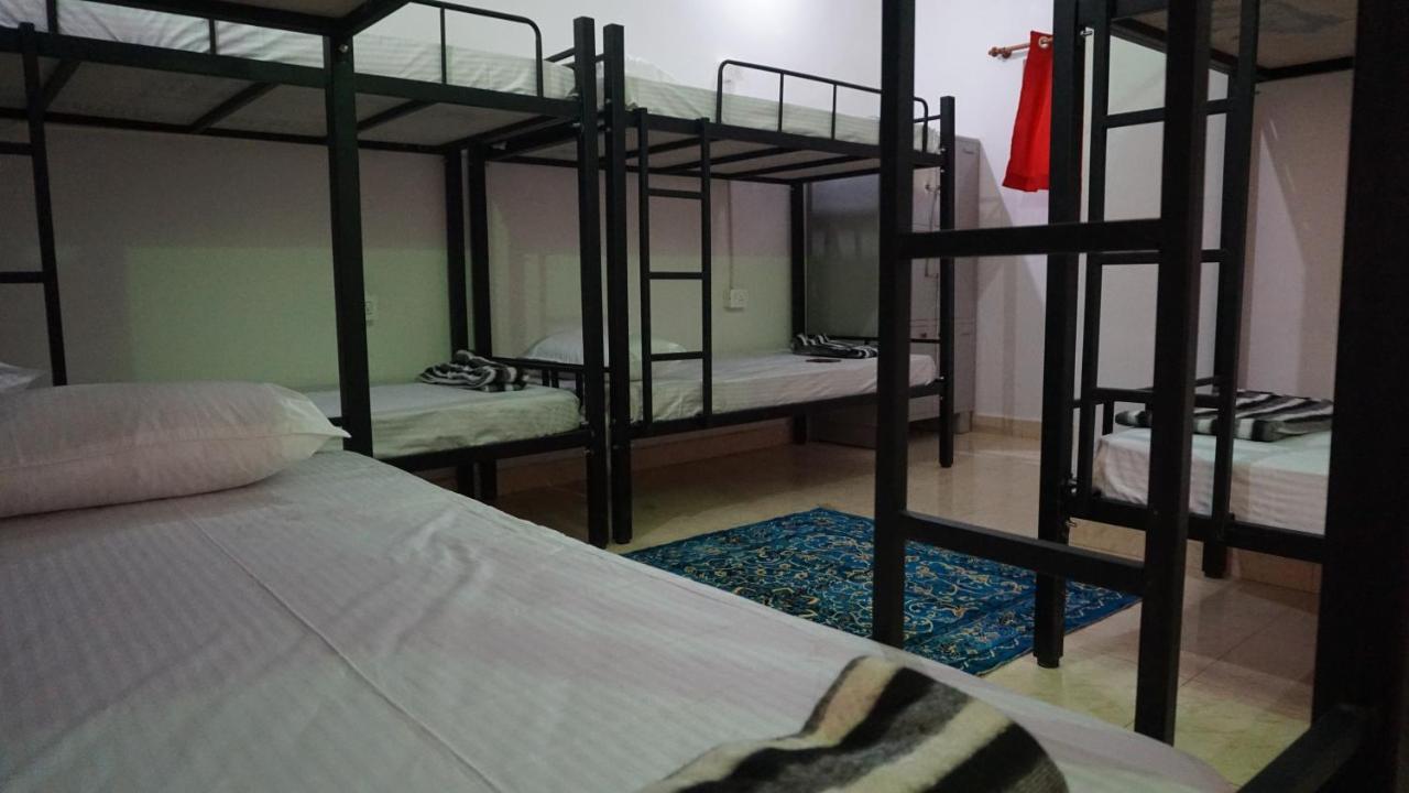 Streetmates Hostel Anjuna Ngoại thất bức ảnh