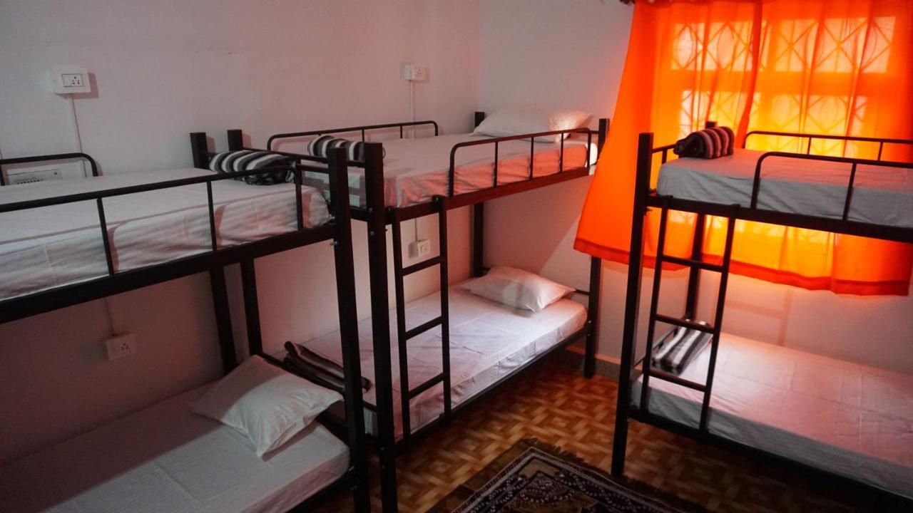 Streetmates Hostel Anjuna Ngoại thất bức ảnh